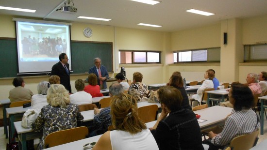 Éxito de asistencia en la reunión informativa intercambio entre alumnos de UNATE y la U3A Británica