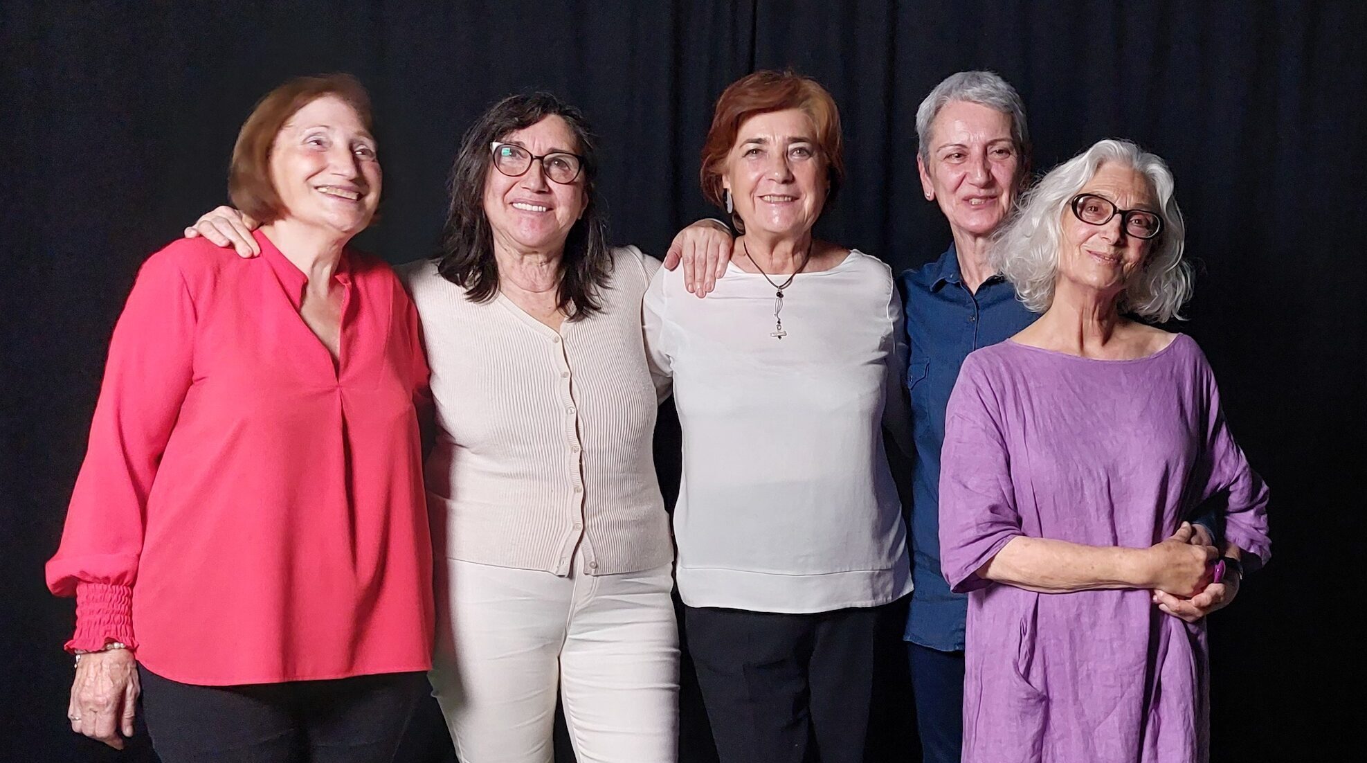 Silvia Federici reconoce que el feminismo no ha dado importancia a las violencias que sufren las mujeres mayores